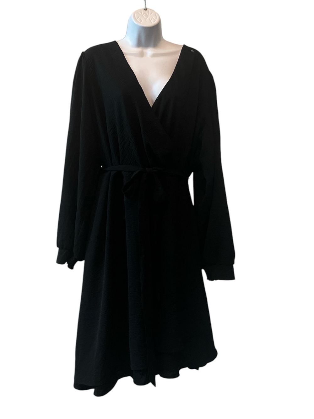 Cato Black Long Sleeve Wrap Robe with Tie Waist 15 or best offer